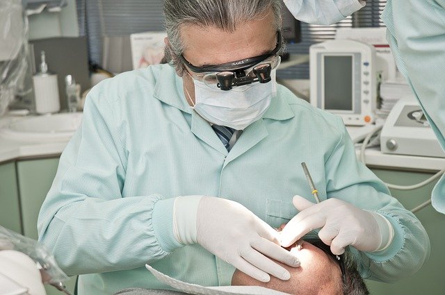 Lee más sobre el artículo Cómo obtener ayuda dental gratis en Estados Unidos